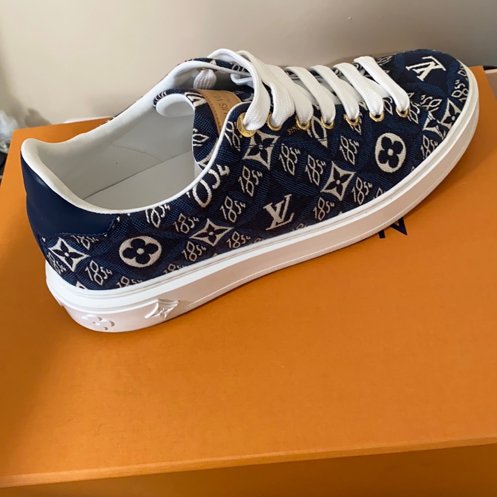 Louis Vuitton time out Sneaker